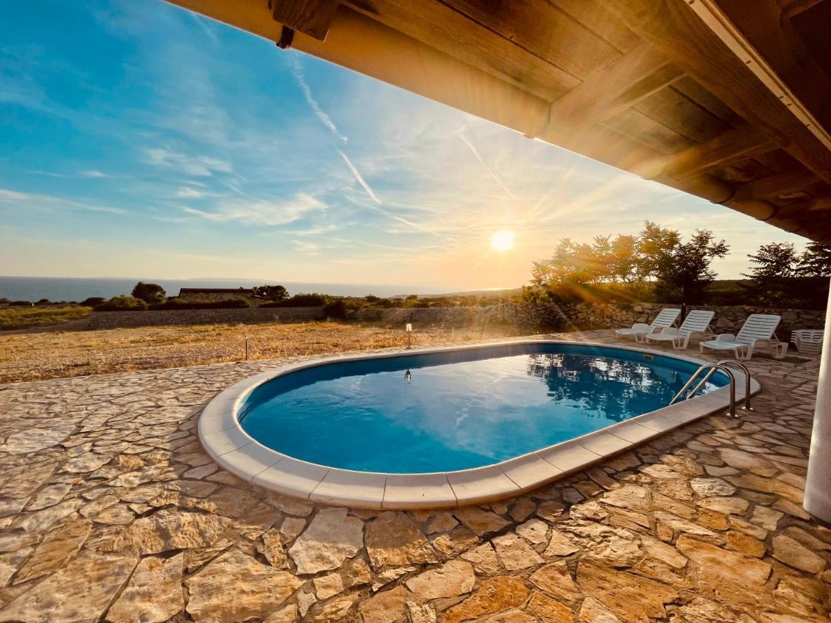 Beautiful Secluded Area Near Novalja Vacation House With Pool And Sea View Villa Lara Buitenkant foto